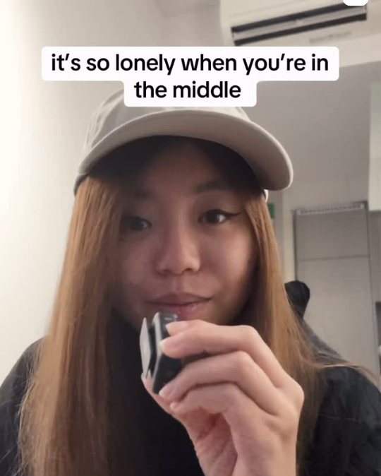 Lonely in the middle